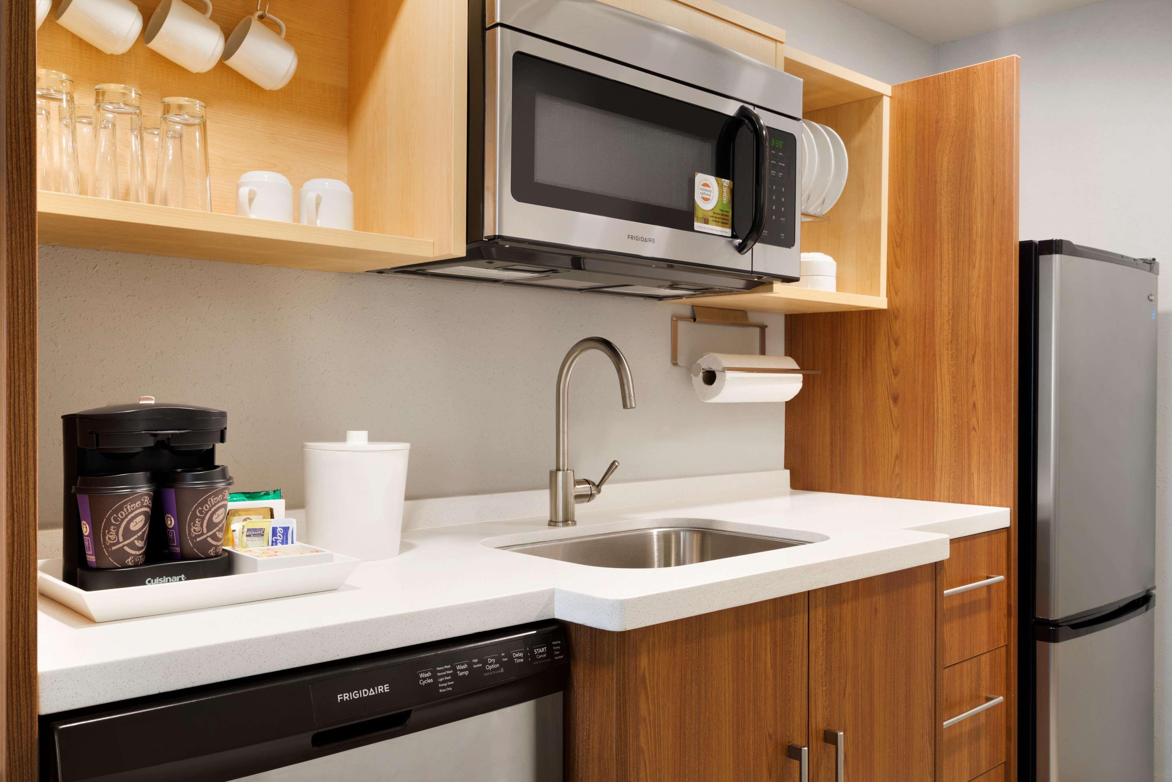 Home2 Suites By Hilton Roanoke Dış mekan fotoğraf